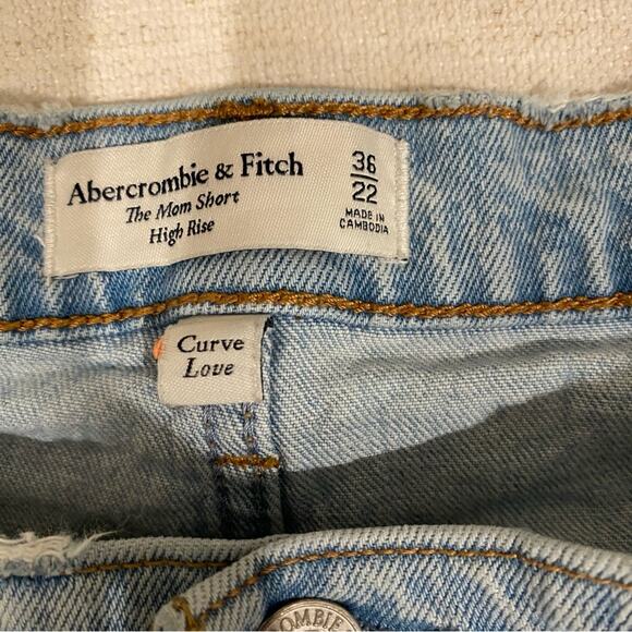 Abercrombie & Fitch Curve Love High Rise Mom Shorts Size 36 - Picture 13 of 13